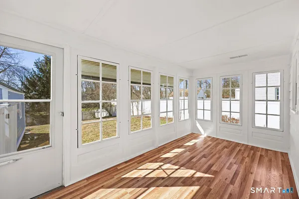 $385,000 | 69 Edgemere Avenue, West Hartford, CT 06110