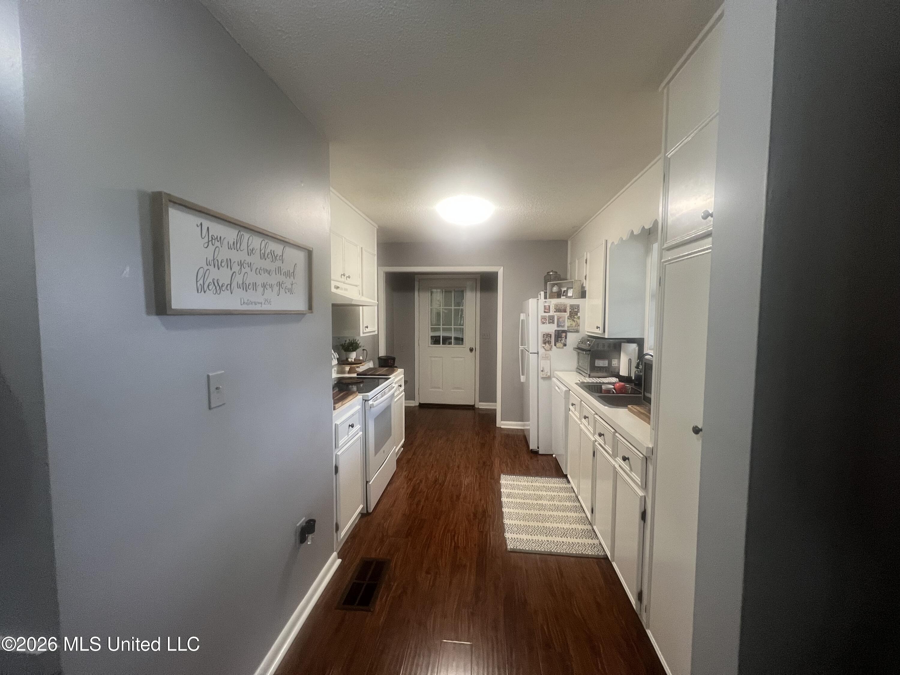 251 Copperhead Road Carthage, MS 39051 - Photo 22 of 24 IMG_2136