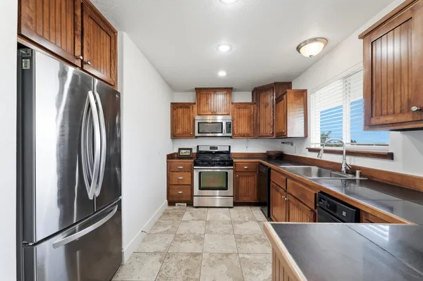 $389,900 | 2615 Ranchito Drive, La Grange, CA 95329