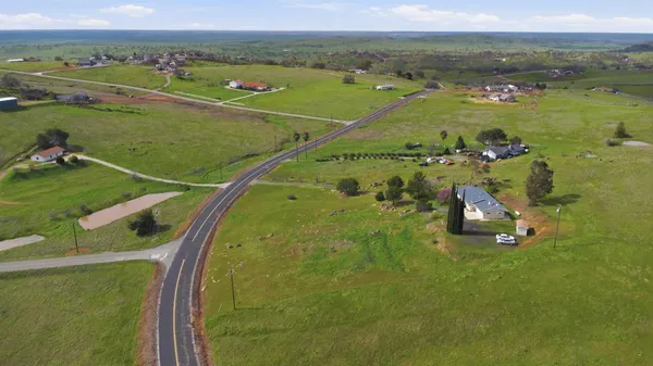 $389,900 | 2615 Ranchito Drive, La Grange, CA 95329