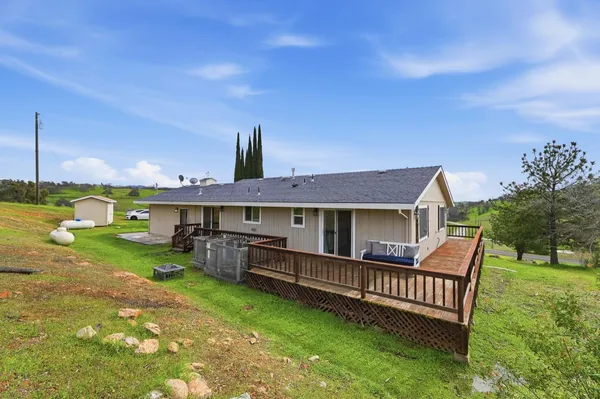 $389,900 | 2615 Ranchito Drive, La Grange, CA 95329