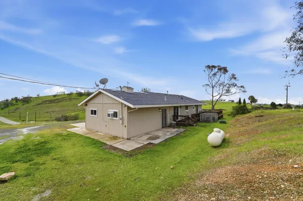 $389,900 | 2615 Ranchito Drive, La Grange, CA 95329