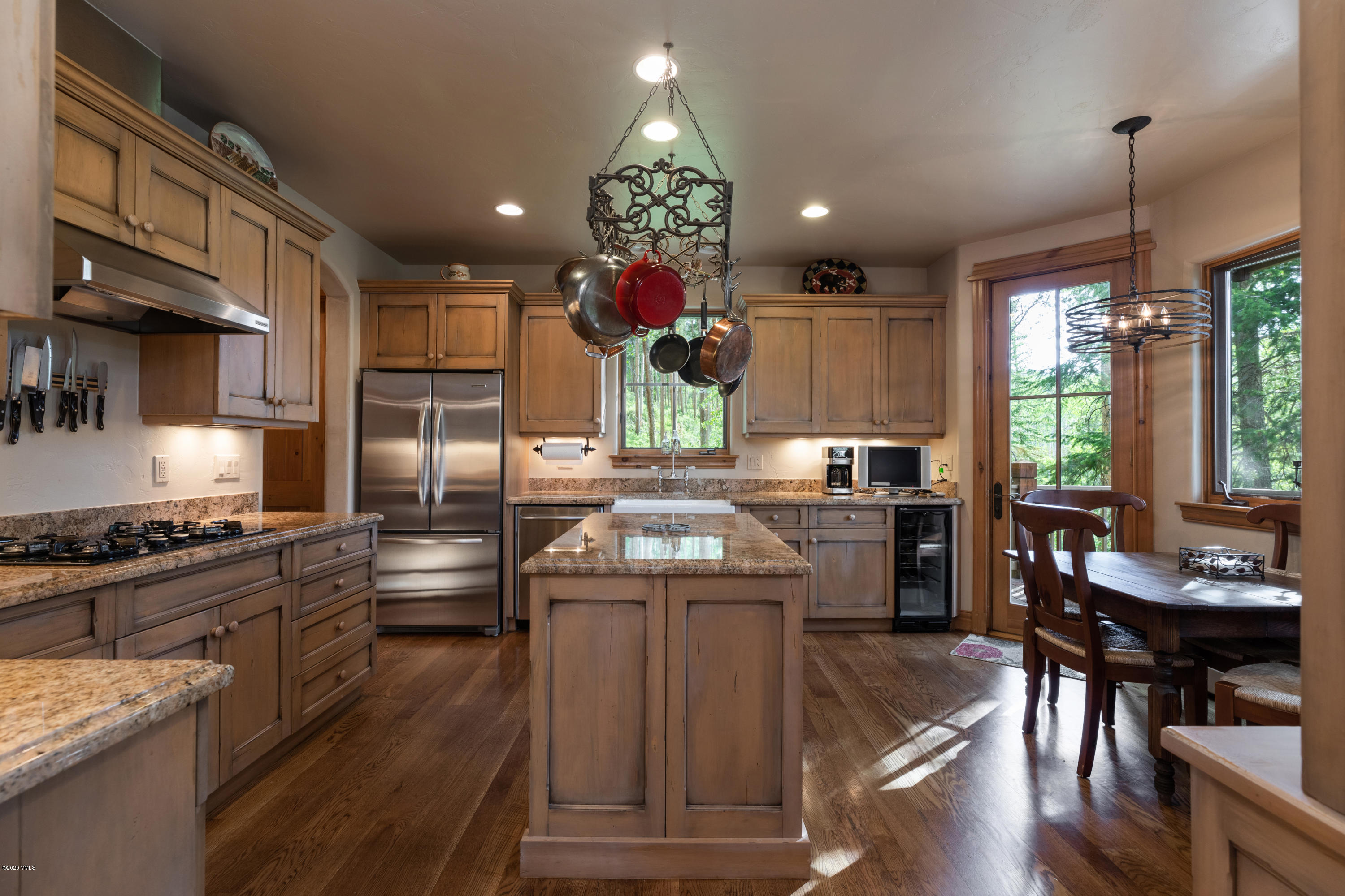 33 East Timber Draw Edwards, CO 81632 - Photo 8 of 27 RF33_timber_draw_interior_kitchen