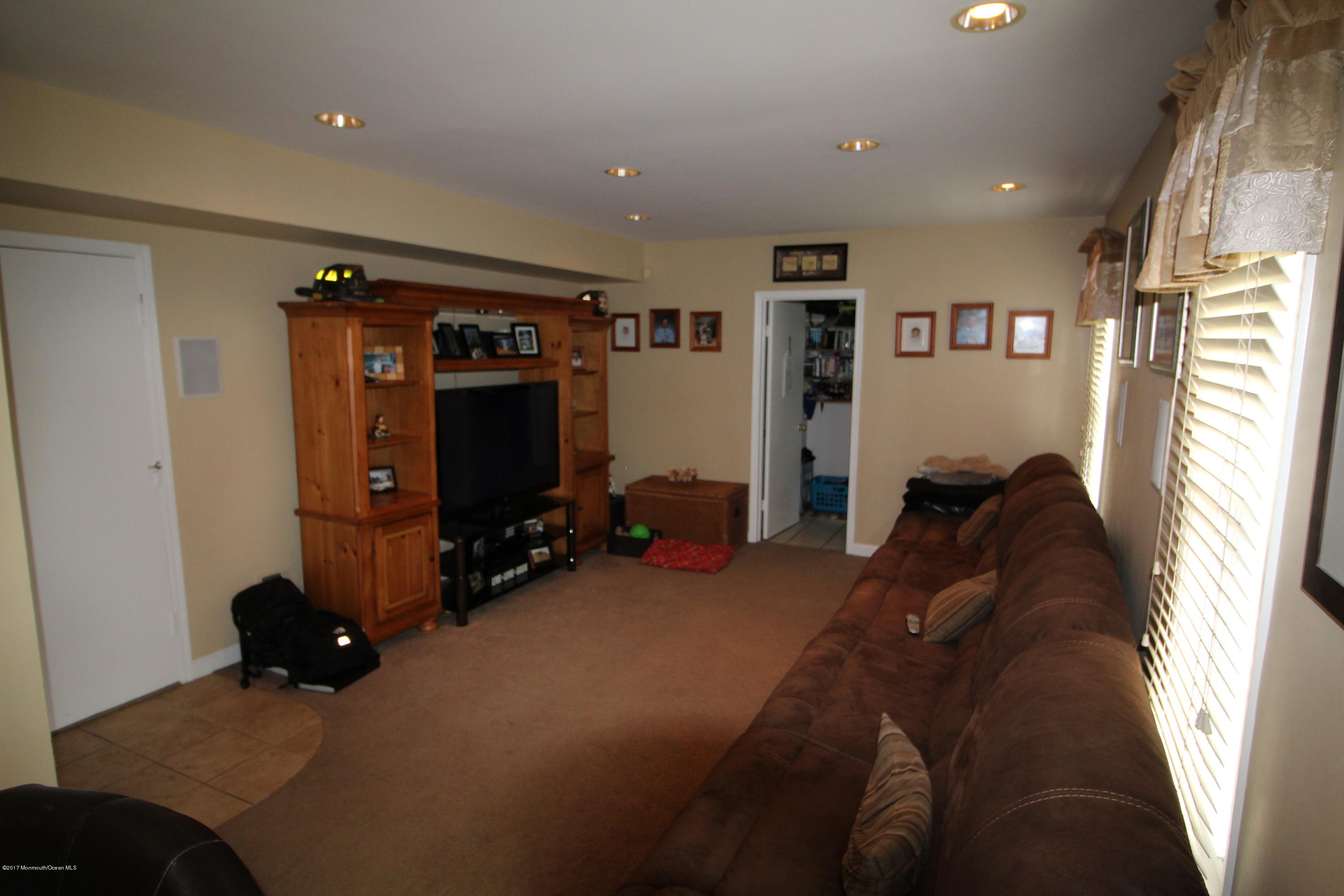21 Lexington Road Freehold, NJ 07728 - Photo 11 of 20 IMG_4313