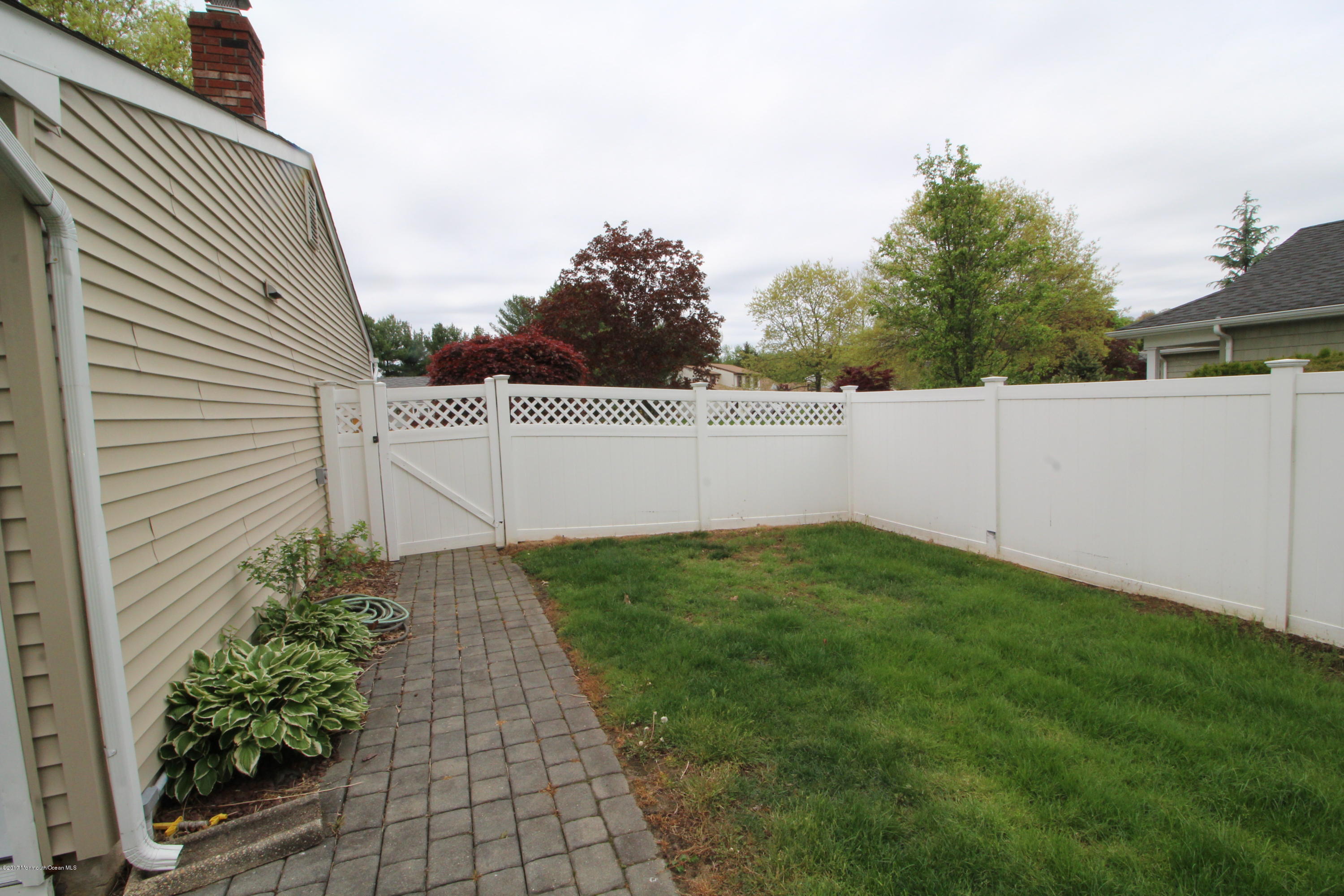 21 Lexington Road Freehold, NJ 07728 - Photo 19 of 20 IMG_4354