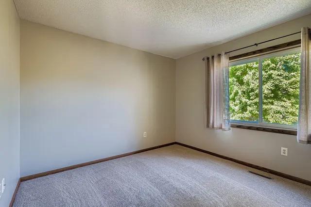 $429,900 | 7316 Janero Avenue South, Cottage Grove, MN 55016