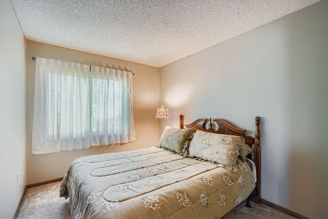 $429,900 | 7316 Janero Avenue South, Cottage Grove, MN 55016