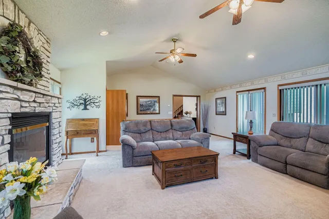 $429,900 | 7316 Janero Avenue South, Cottage Grove, MN 55016