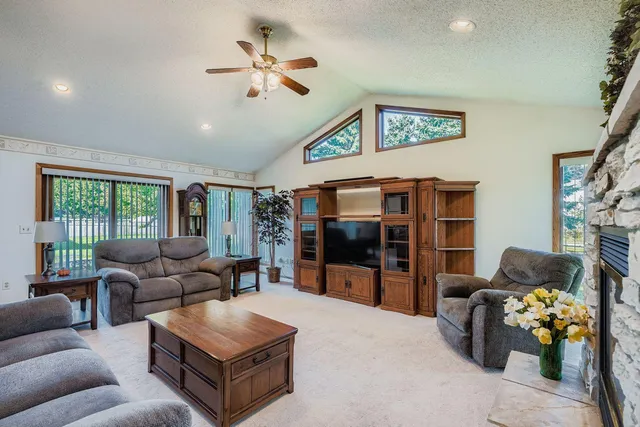 $429,900 | 7316 Janero Avenue South, Cottage Grove, MN 55016