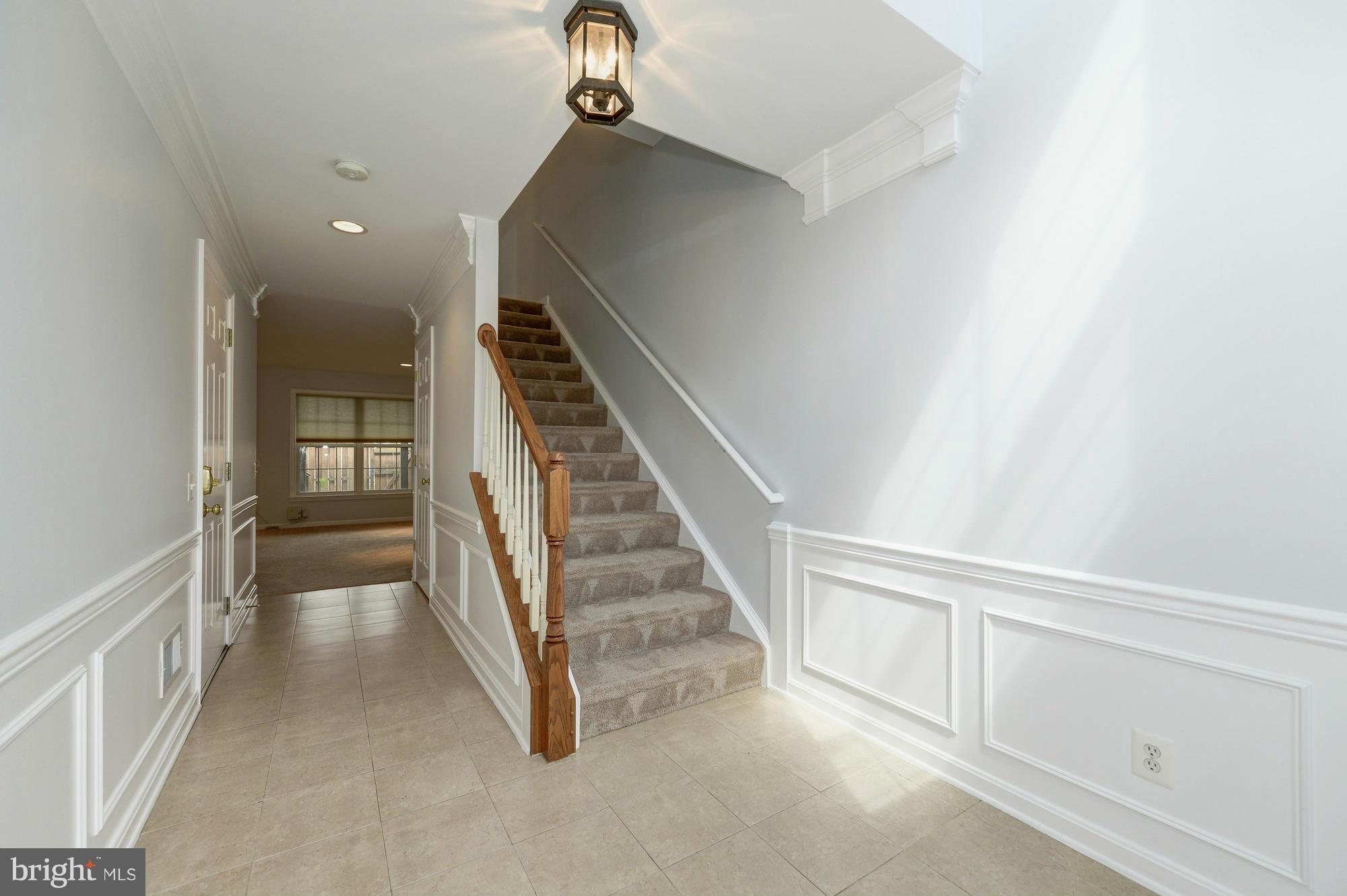 6334 Dunn Court Springfield, VA 22150 - Photo 3 of 28 Interior (General)