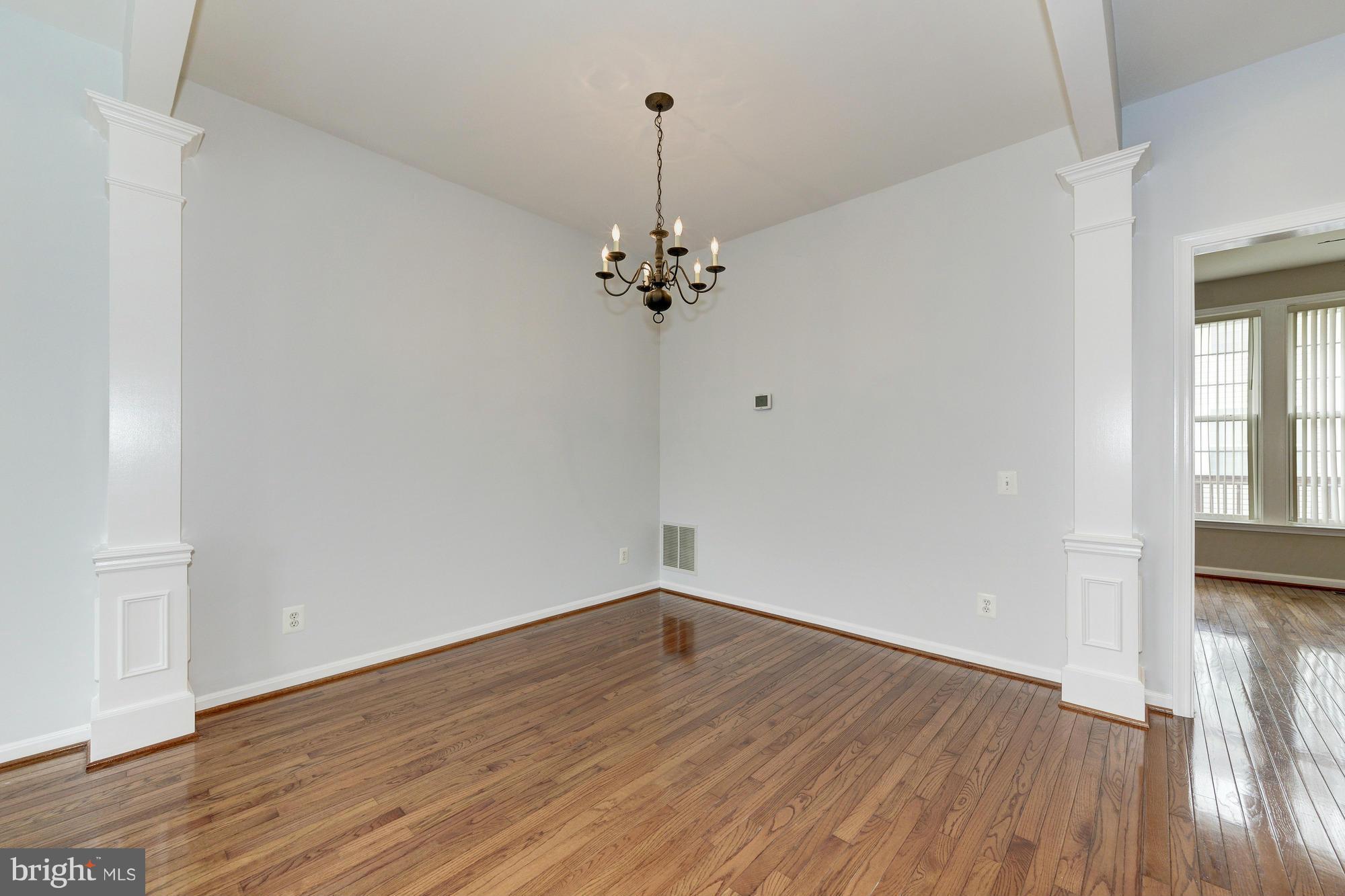 6334 Dunn Court Springfield, VA 22150 - Photo 7 of 28 Living Room
