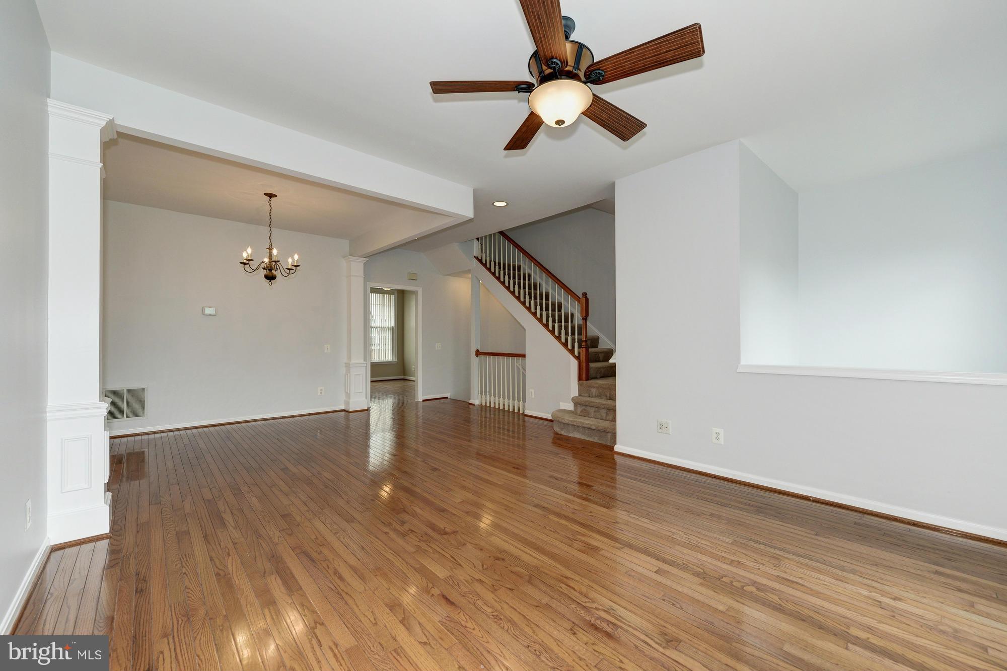 6334 Dunn Court Springfield, VA 22150 - Photo 10 of 28 Living Room