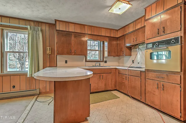 $335,000 | 721 Double Springs Road, Fall Branch, TN 37656