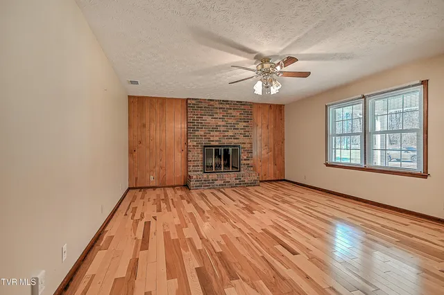 $335,000 | 721 Double Springs Road, Fall Branch, TN 37656