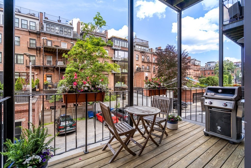 21 Upton Street, Unit 2 Boston, MA 02118 - Photo 18 of 22