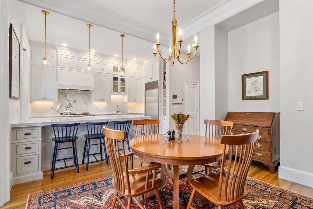 21 Upton Street, Unit 2 Boston, MA 02118 - Photo 5 of 22