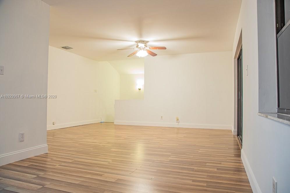 11301 Southwest 109th Road, Unit 60D Miami, FL 33176 - Photo 3 of 7 Gallery Image 3