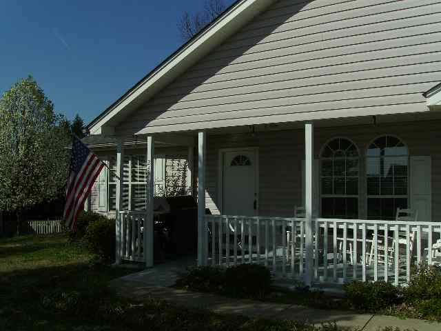 242 Milky Way Greer, SC 29651 - Photo 2 of 13 Gallery Image 2