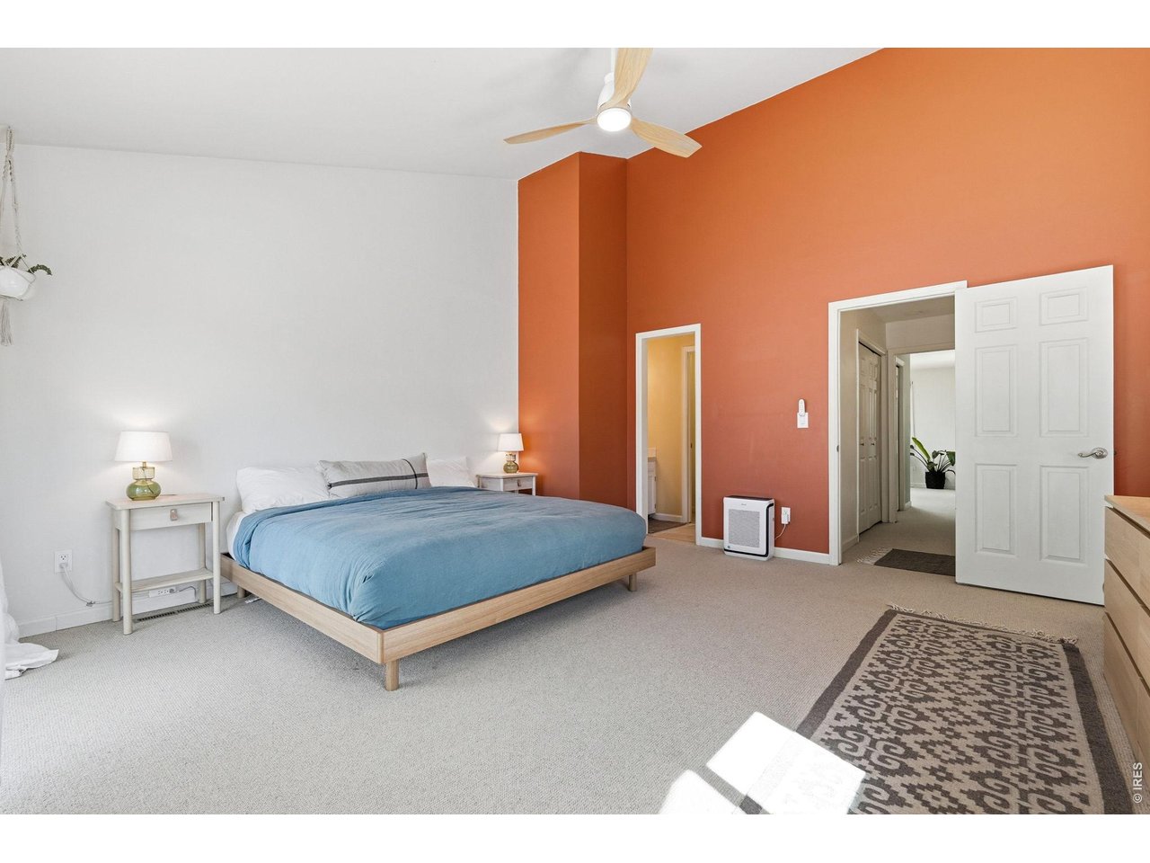 2936 Eagle Way Boulder, CO 80301 - Photo 20 of 38 Large Primary with Vaulted Ceilings