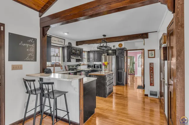 $299,900 | 1347 Southwest Campbell Avenue, Topeka, KS 66604