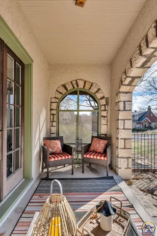 $299,900 | 1347 Southwest Campbell Avenue, Topeka, KS 66604