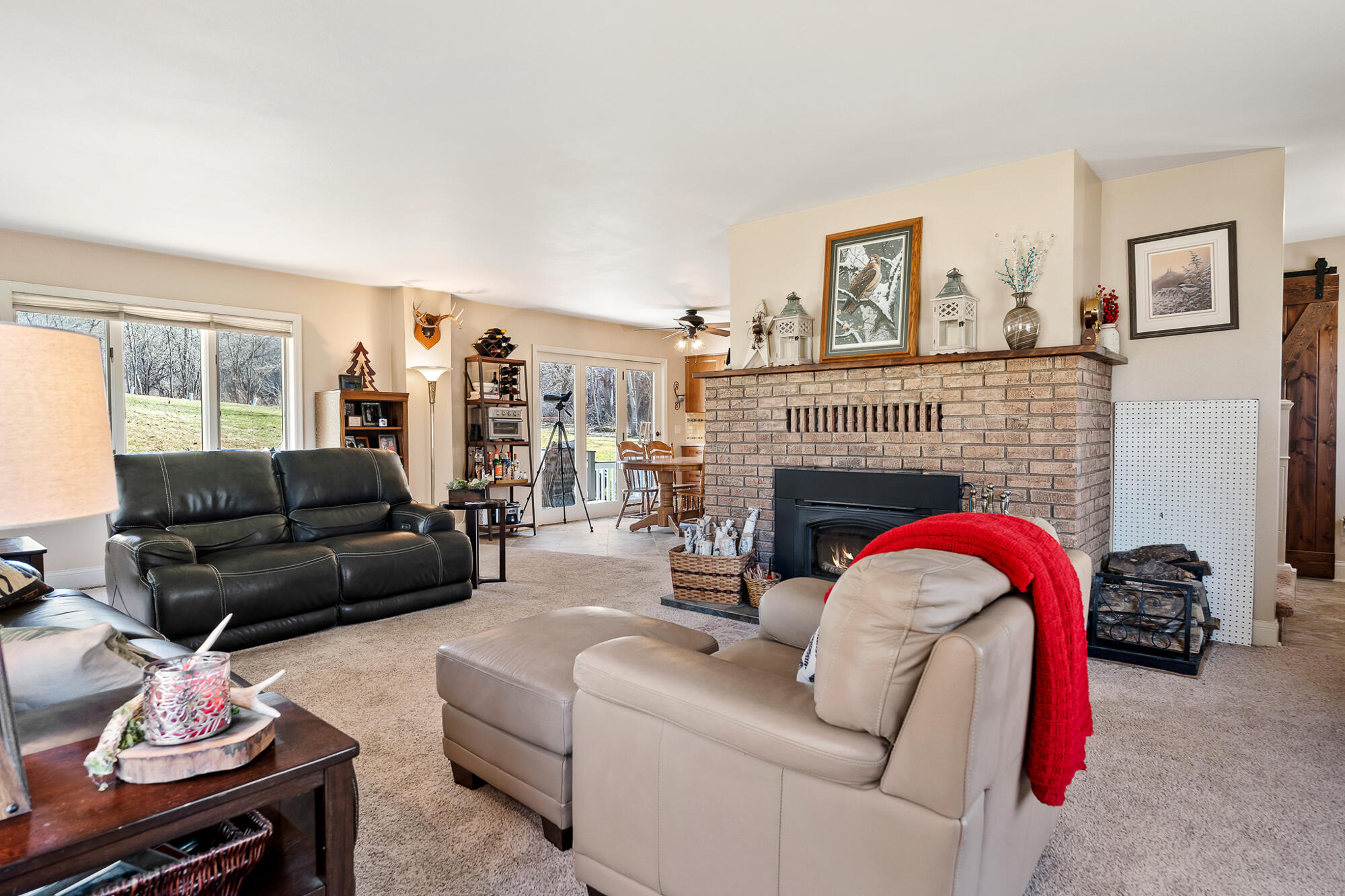 E10880 County Road P Clinton, WI 54667 - Photo 9 of 63 Lots of Natural Light