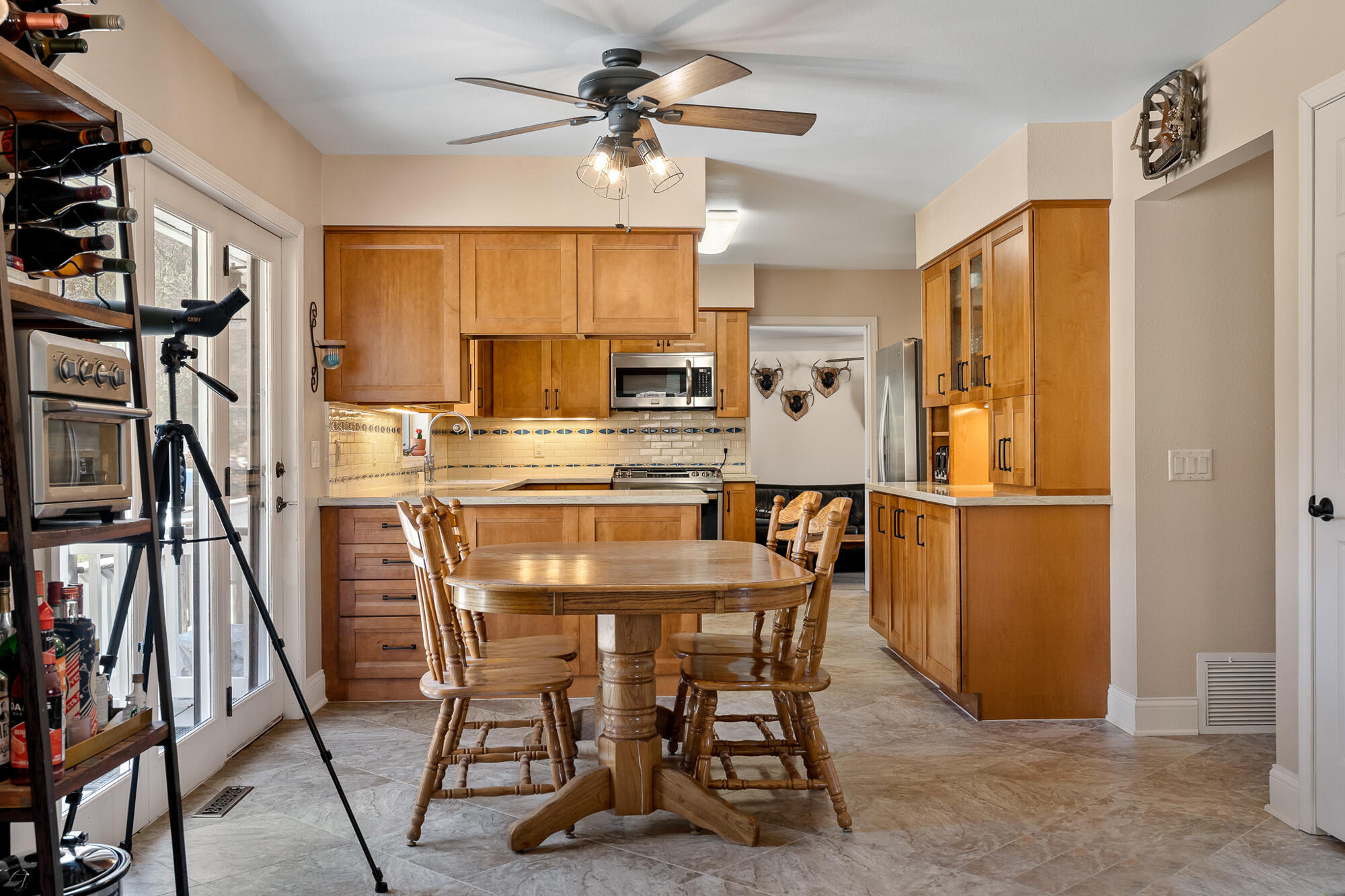 E10880 County Road P Clinton, WI 54667 - Photo 18 of 63 Dining Area & Kitchen
