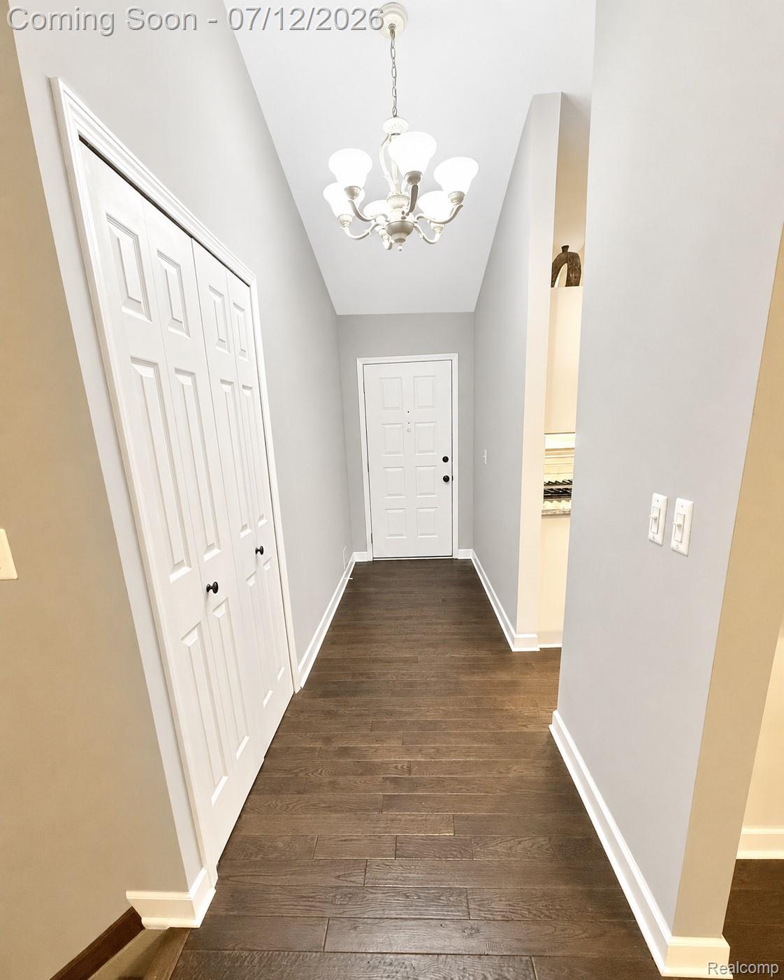2033 Avonstoke Road Rochester, MI 48307 - Photo 2 of 26 Foyer_Hall.jpg