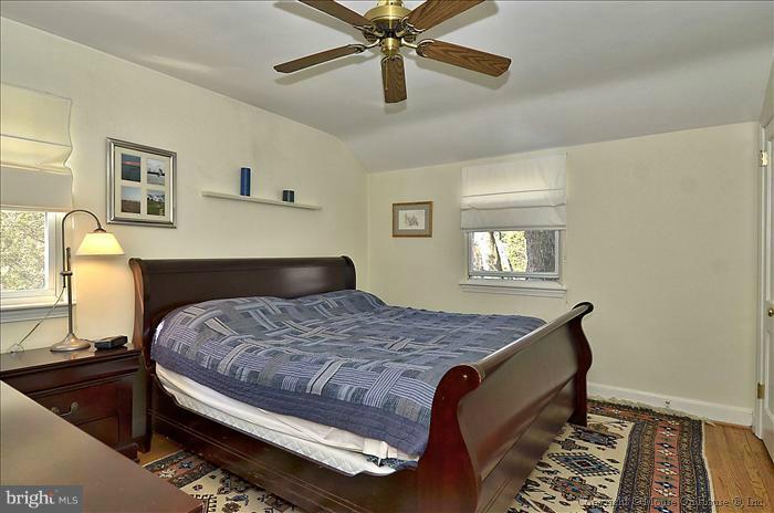 10003 Kinross Avenue Silver Spring, MD 20901 - Photo 2 of 26 Bedroom (Master)