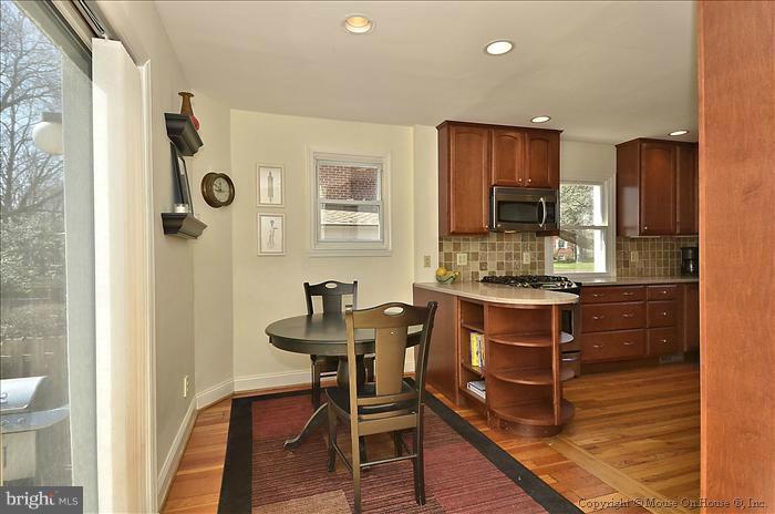 10003 Kinross Avenue Silver Spring, MD 20901 - Photo 13 of 26 Kitchen