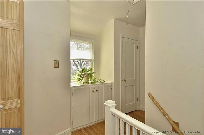 10003 Kinross Avenue Silver Spring, MD 20901 - Photo 25 of 26 Interior (General)