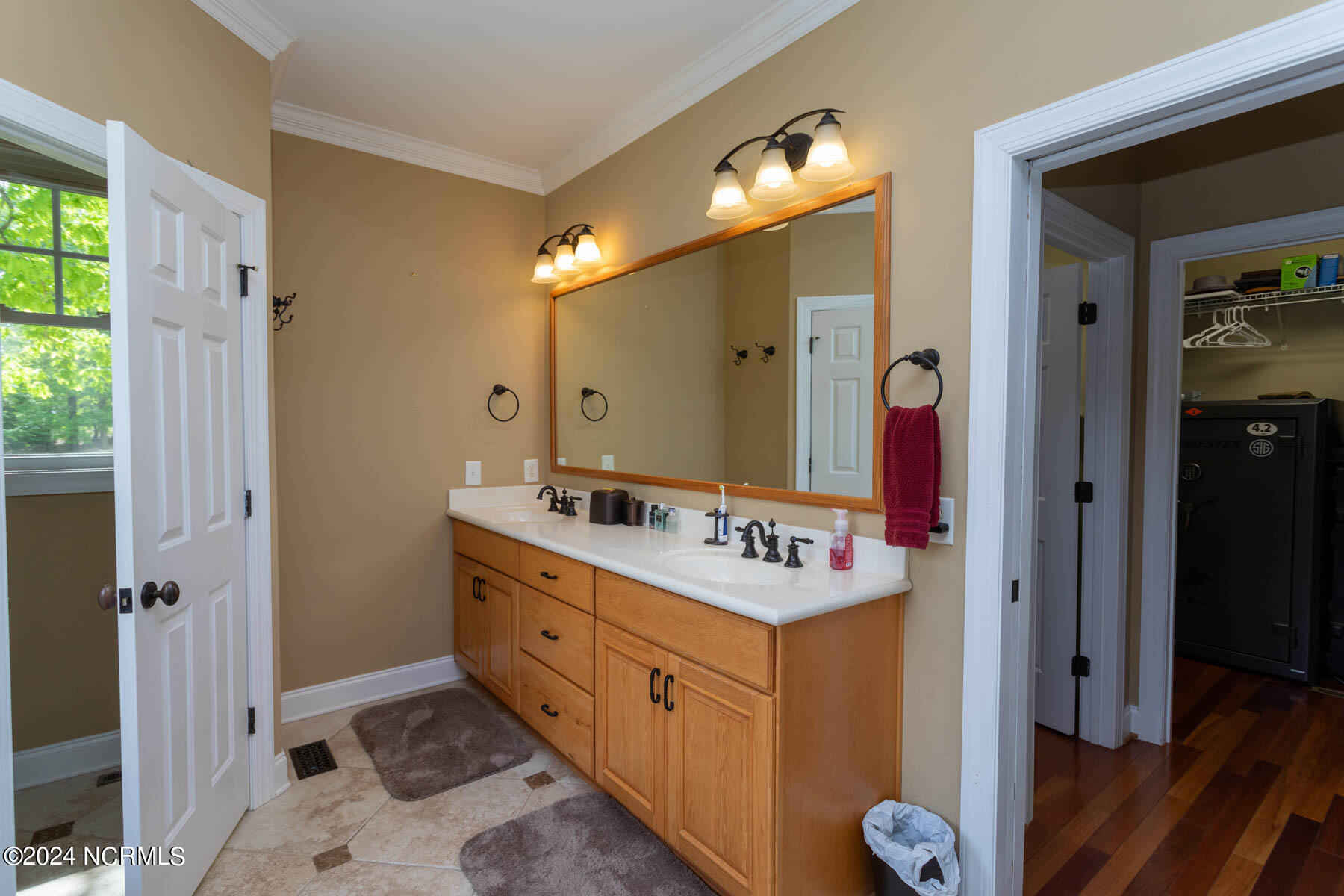 195 Shagbark Road West End, NC 27376 - Photo 15 of 60 primary bath2