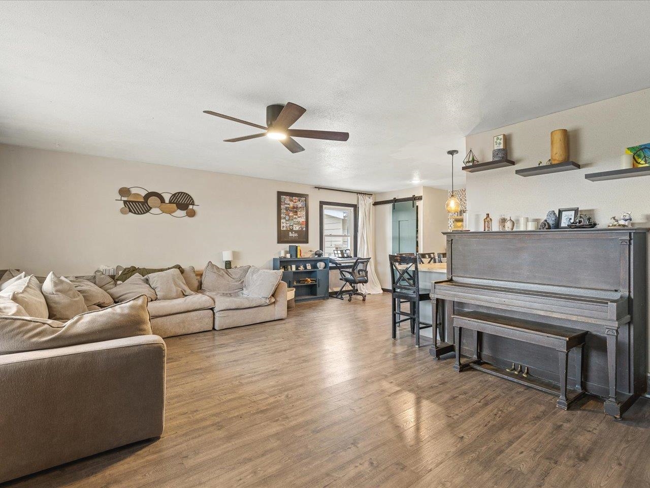 7114 South Patrick Road Beloit, WI 53511 - Photo 9 of 46