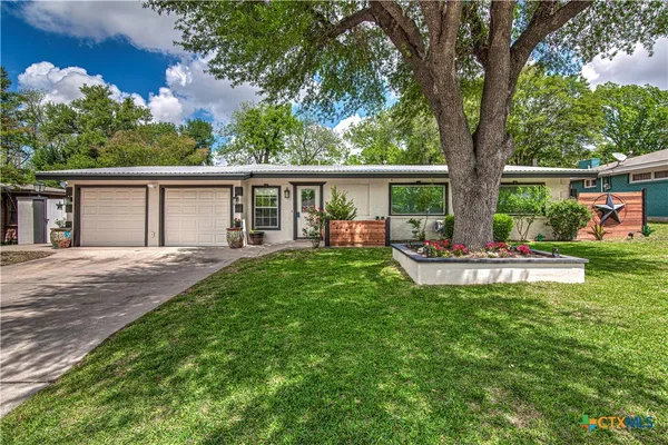 $350,000 | 10 West Zenith Avenue, Temple, TX 76501