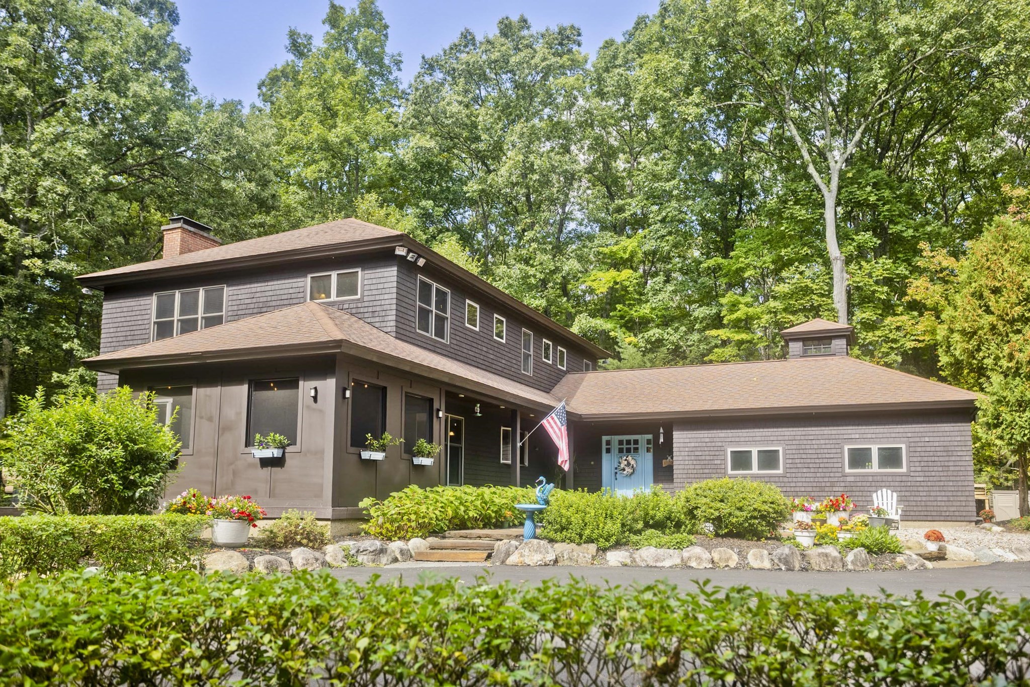 668 North Farms Road Northampton, MA 01062 - Photo 3 of 36 Gallery Image 3