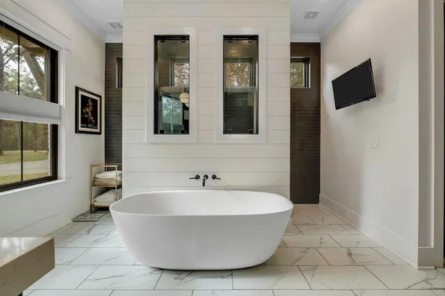 $2,250,000 | 8121 Proctor Road, Tallahassee, FL 32309