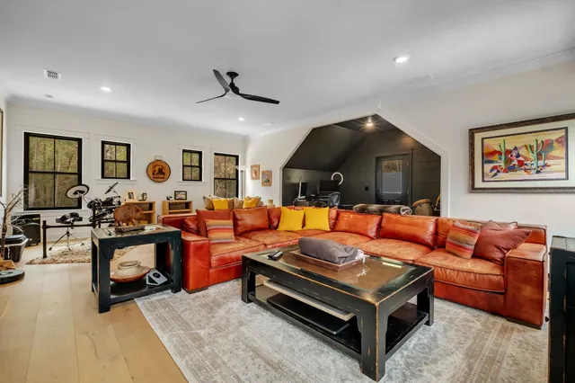 $2,250,000 | 8121 Proctor Road, Tallahassee, FL 32309