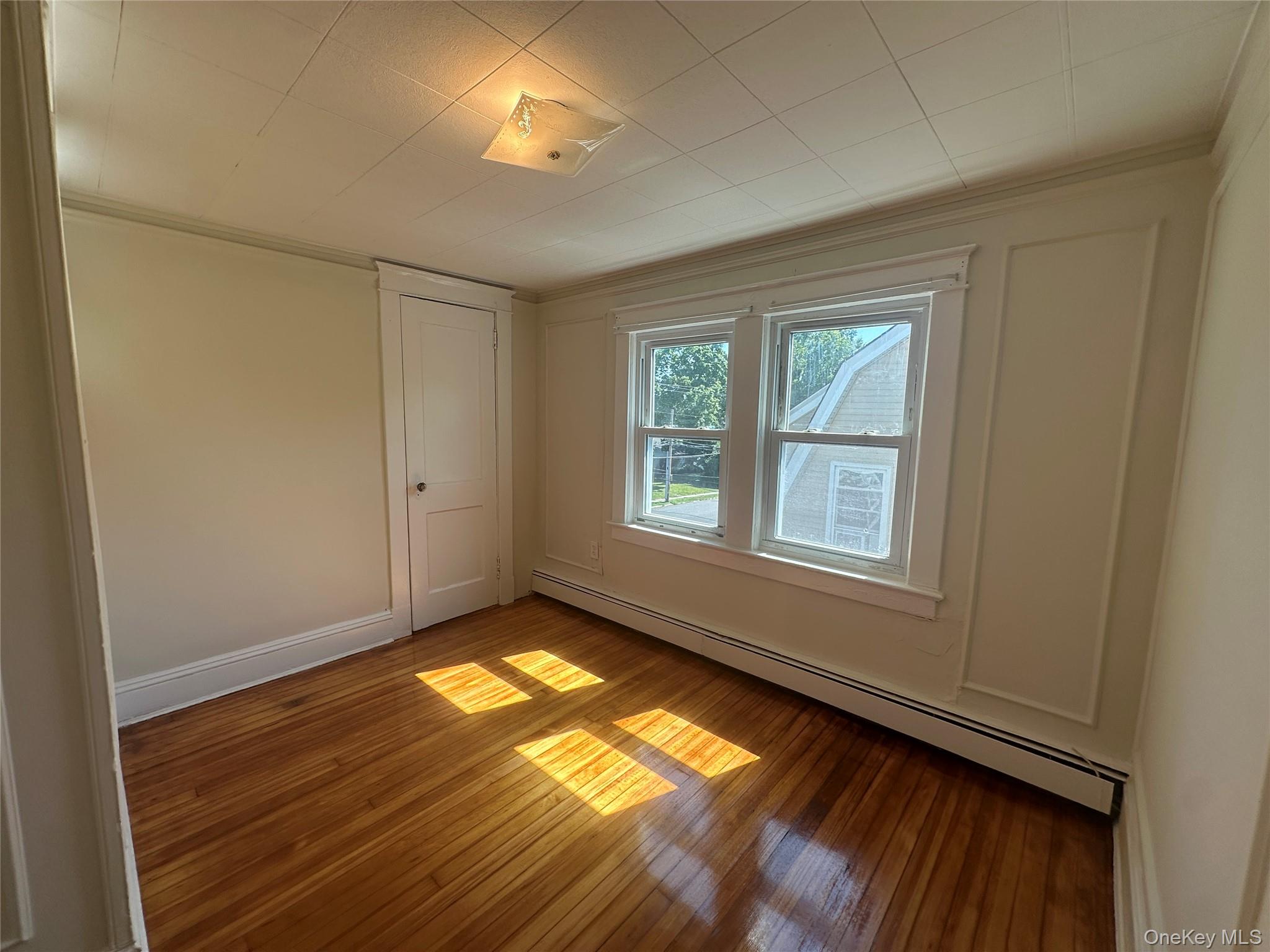 45 Landing Road Glen Cove, NY 11542 - Photo 7 of 13
