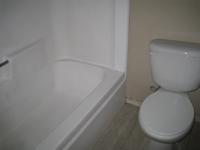 3500 North Hayden Road, Unit 412 Scottsdale, AZ 85251 - Photo 14 of 16 tub
