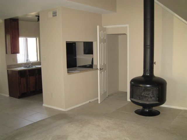 3500 North Hayden Road, Unit 412 Scottsdale, AZ 85251 - Photo 16 of 16 living room with stove