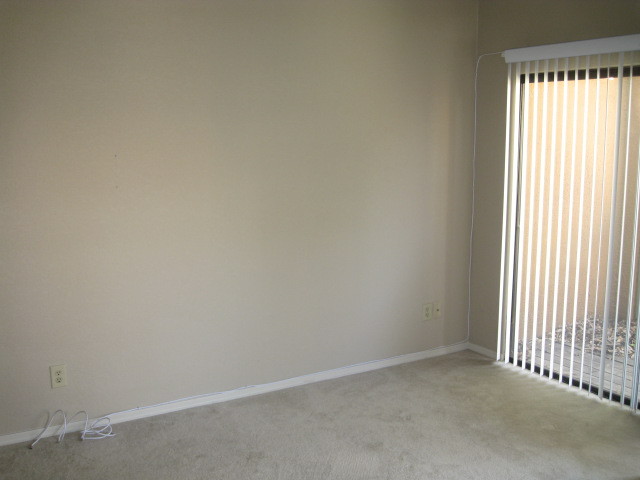3500 North Hayden Road, Unit 412 Scottsdale, AZ 85251 - Photo 7 of 16 Front living room