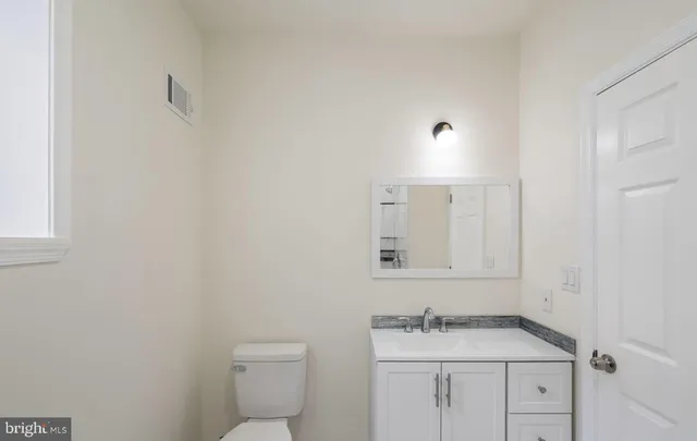 $280,000 | 4847 Fairmount Avenue, Philadelphia, PA 19139