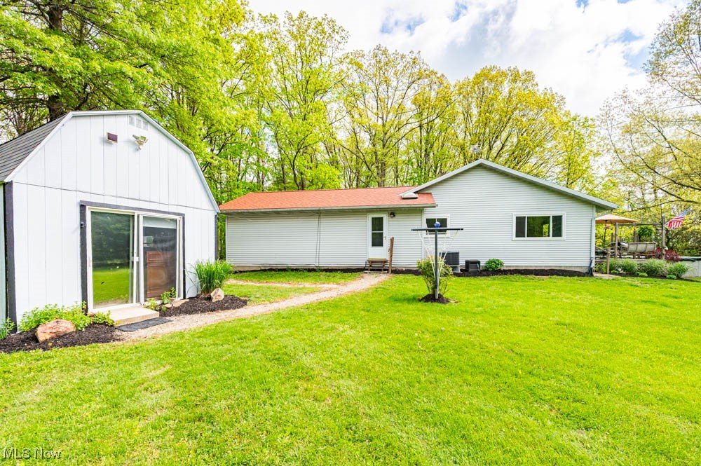 8584 Fisher Road Diamond, OH 44412 - Photo 40 of 50