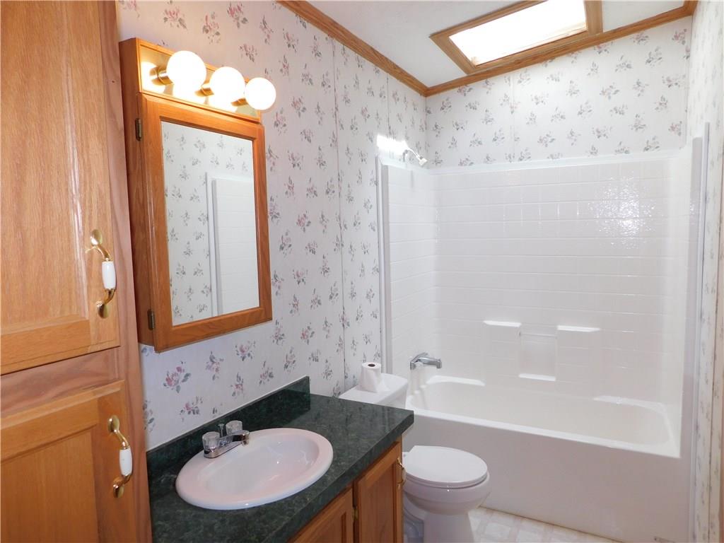120 Freeman Road Irwin, PA 15642 - Photo 16 of 17 Second full bath