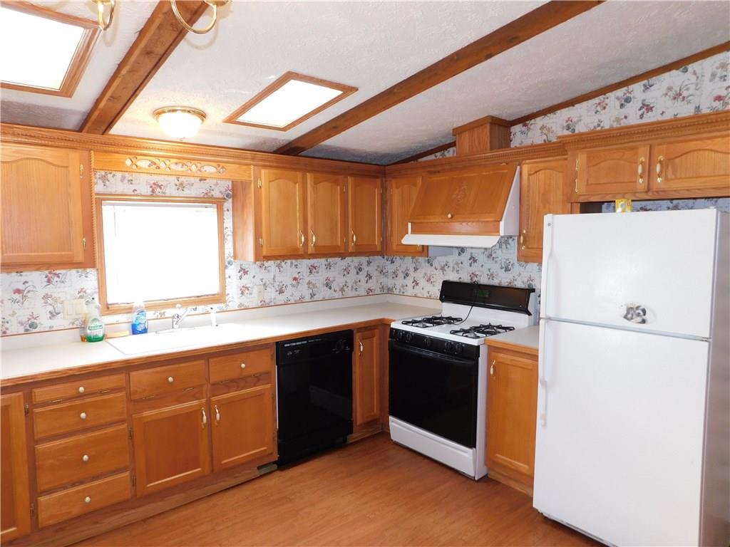 120 Freeman Road Irwin, PA 15642 - Photo 8 of 17 Built in dishwasher is a time saver