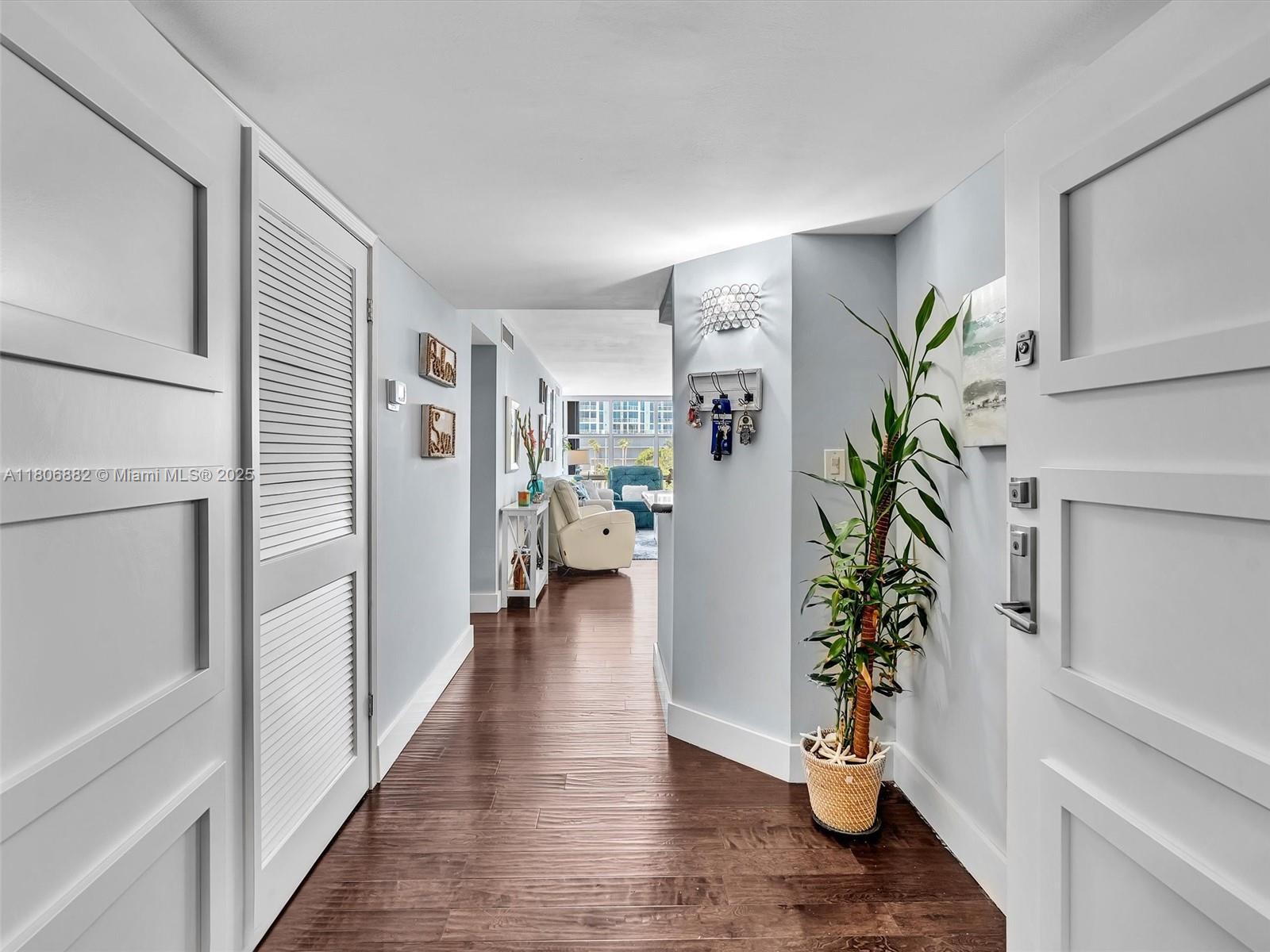 6423 Collins Avenue, Unit 409 Miami Beach, FL 33141 - Photo 7 of 66