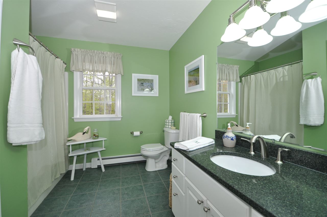 32 Scobie Road New Boston, NH 03070 - Photo 14 of 23