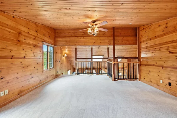 $460,000 | N4535 West Shore Place Road, Cambridge, WI 53523
