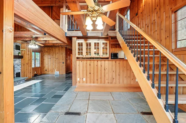 $460,000 | N4535 West Shore Place Road, Cambridge, WI 53523