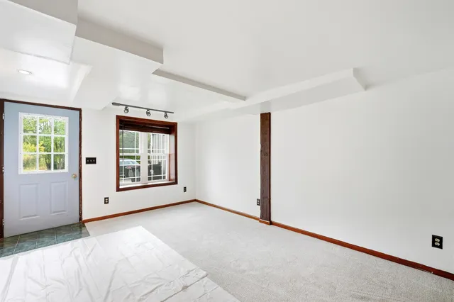 $460,000 | N4535 West Shore Place Road, Cambridge, WI 53523